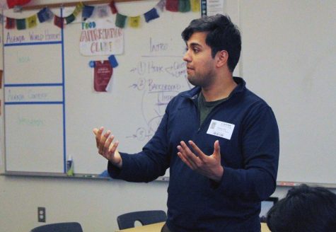 Aspirational Congressional Candidate Shares His Story with Junior State of America Club