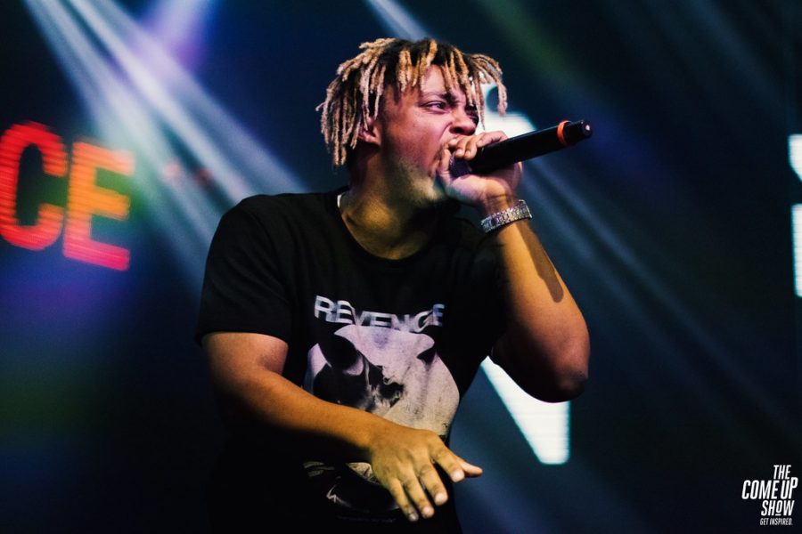 The late Juice Wrld, along with XXXTentacion, Amy Winehouse, Aretha Frankling and many more was mourned by millinos after his unexpected death. The artists no longer here today are immortalized through their songs.