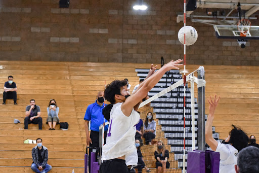 Outside hitter and junior Eugene Jung played all three sets in full duration. Half of the team, including Jung, are multi-sport athletes whose seasons overlap. 