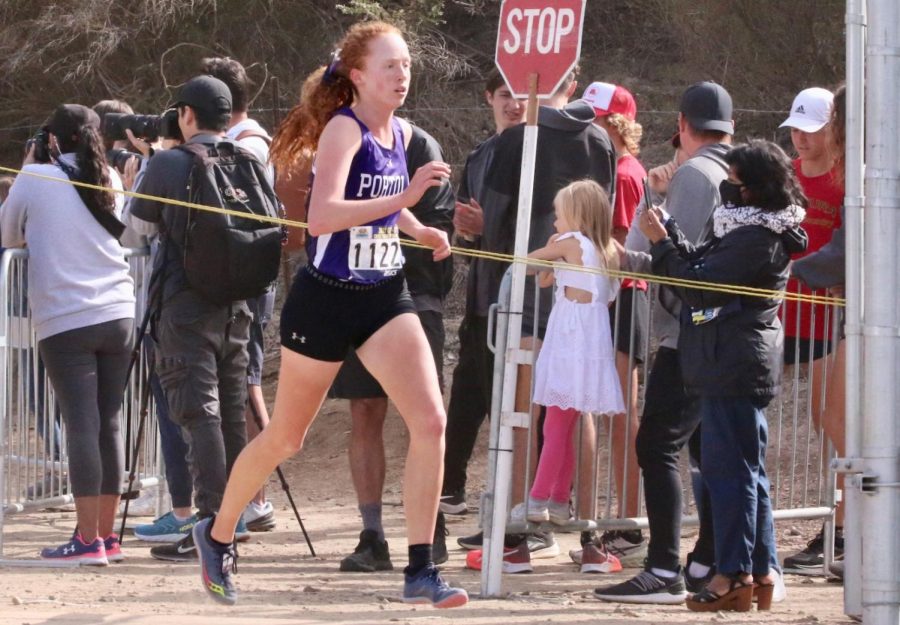 Senior Jadyn Zdanavage sprints her way through the CIF Southern Section Finals in November  2021, qualifying her for the California state cross country championships that year. This cemented Zdanavage’s status as a member of the All-CIF Southern Section First Team and helped put her on the radar for recruiting colleges, according to Zdanavage.