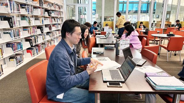 Peer tutoring adviser and math teacher Ran Gu supervises the program in the Learning Commons. “It is very interesting to see how students interact with other students,” Gu said. You're rarely ever put into a position where you have to explain something. As a teacher myself, I found that I learned a lot in trying to teach someone else, and I enjoy coaching students how to teach other students.” 
