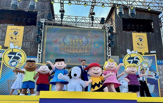 In celebration of Peanuts' 75th Anniversary, Knott's Berry Farm debuts the new musical “Let’s Celebrate!” on the Calico Mine Stage. The daytime show features singers, dancers, and the beloved Peanuts gang characters.
