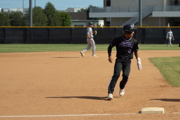 Center fielder, second baseman and senior Eli Serrano runs to third base during the first inning, earning the first run of the game. “So far this season has been pretty good,” Serrano said. “It's started off pretty slow. I couldn't get many hits the first couple games, but these past couple games, I've picked it up a little bit, so I’m just going to keep it up.”